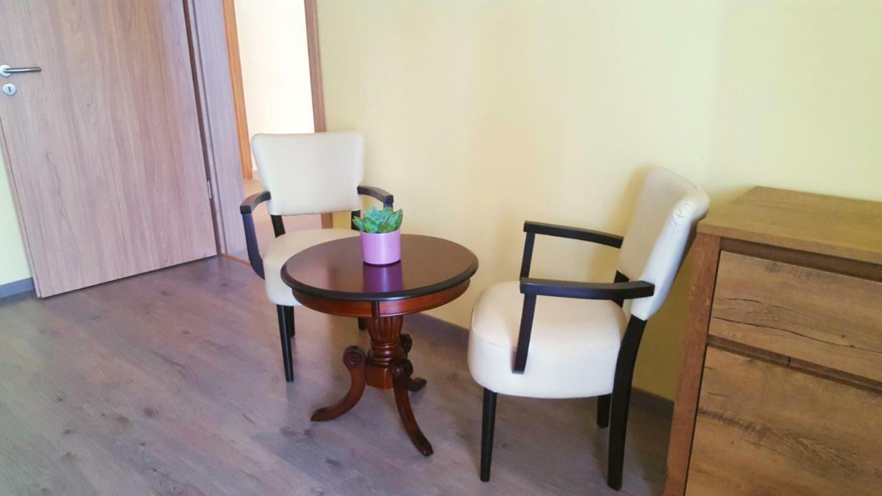 קסזטלי Seven Apartment מראה חיצוני תמונה